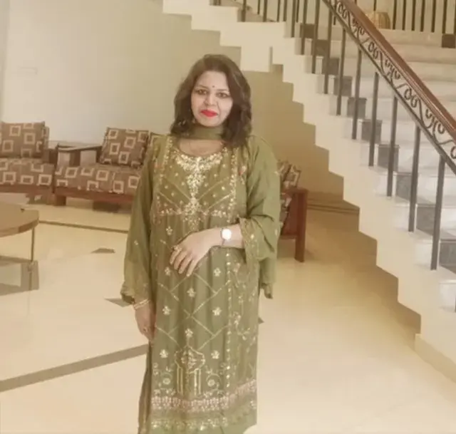 <p><span style="color: rgb(51, 51, 51); font-family: Inter, sans-serif; font-size: 1.5rem;">Dity – Owner of Ardi House</span></p><p><!--EndFragment--><br></p>